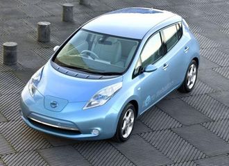   2011:       
Nissan Leaf