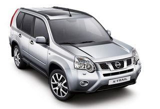 Вид спереди на обновлённый Nissan X-Trail российской сборки Вид спереди на обновлённый Nissan X-Trail российской сборки